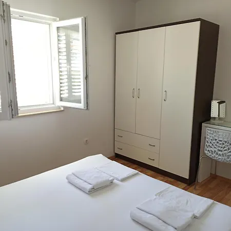 Mg Ravlic Sea View * Makarska