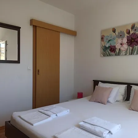 Mg Ravlic Sea View * Makarska