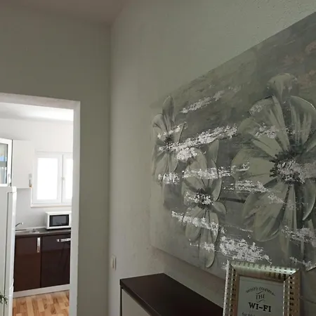 Apartment Mg Ravlic Sea View