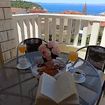 Apartment Mg Ravlic Sea View Makarska