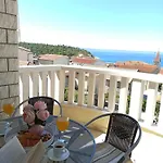 Mg Ravlic Sea View *
