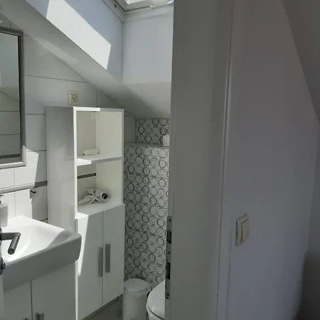 Apartman Mg Ravlic Sea View *