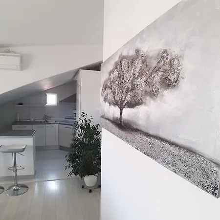 Apartment Mg Ravlic Sea View *