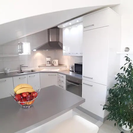 Mg Ravlic Sea View * Makarska